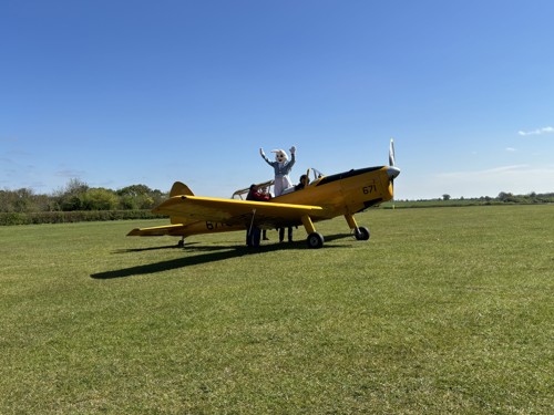 The Easter Bunny's Arrival. Easter Bunny Flies In 2025. © The Shuttleworth Trust. Photo Hannah Hopkinson (2)