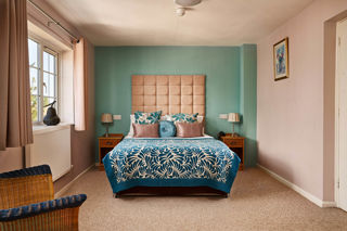 The Garden Suite Bedroom (4)