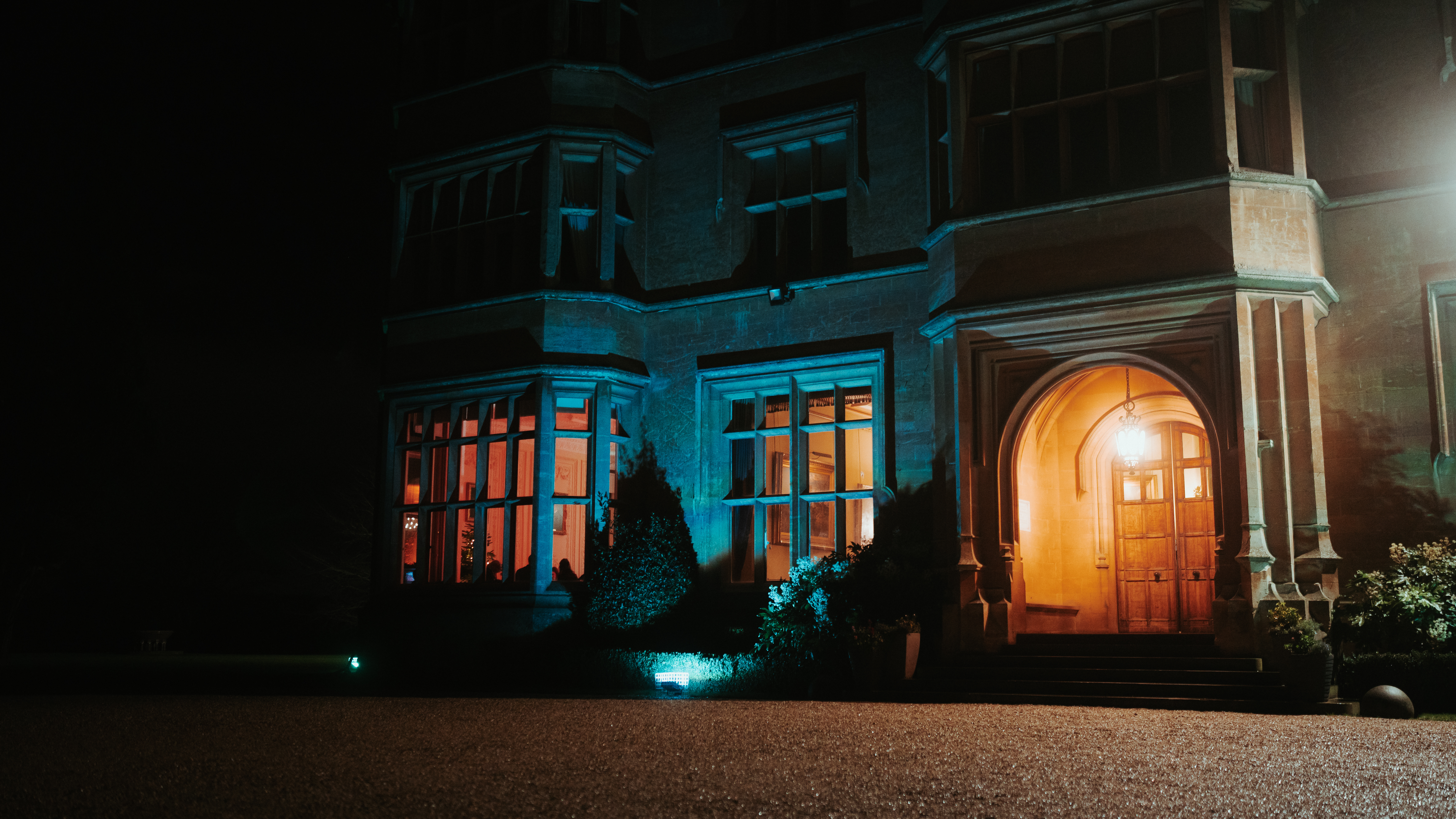 Shuttleworth House Entrance Landscape. © The Shuttleworth Trust. Photo Oliver Lloyd