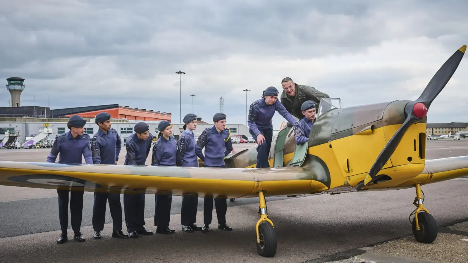 657 PP LLA AIRCADETS 071 HIGHRES JPG.Jpg