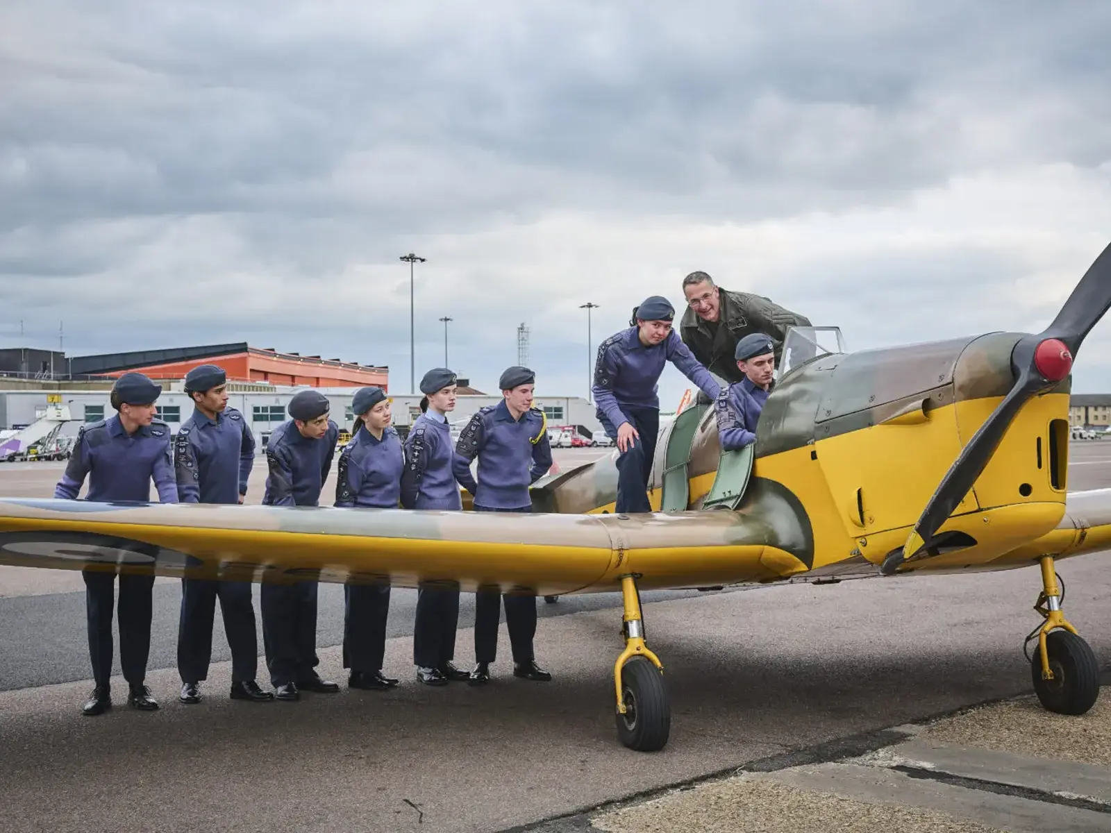 657 PP LLA AIRCADETS 071 HIGHRES JPG.Jpg