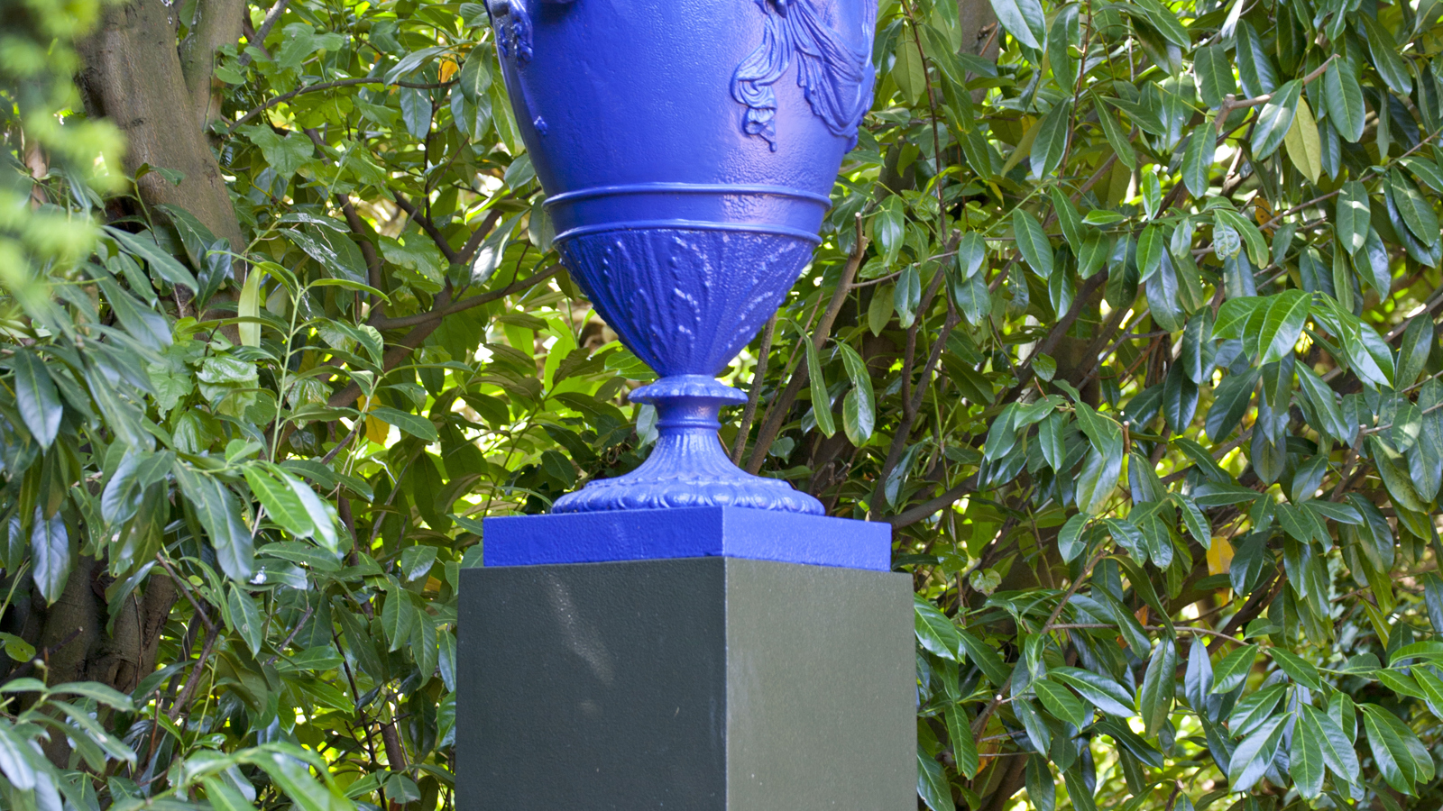 Night And Morning Vase, Swiss Garden. © The Shuttleworth Trust. Photo Darren Harbar