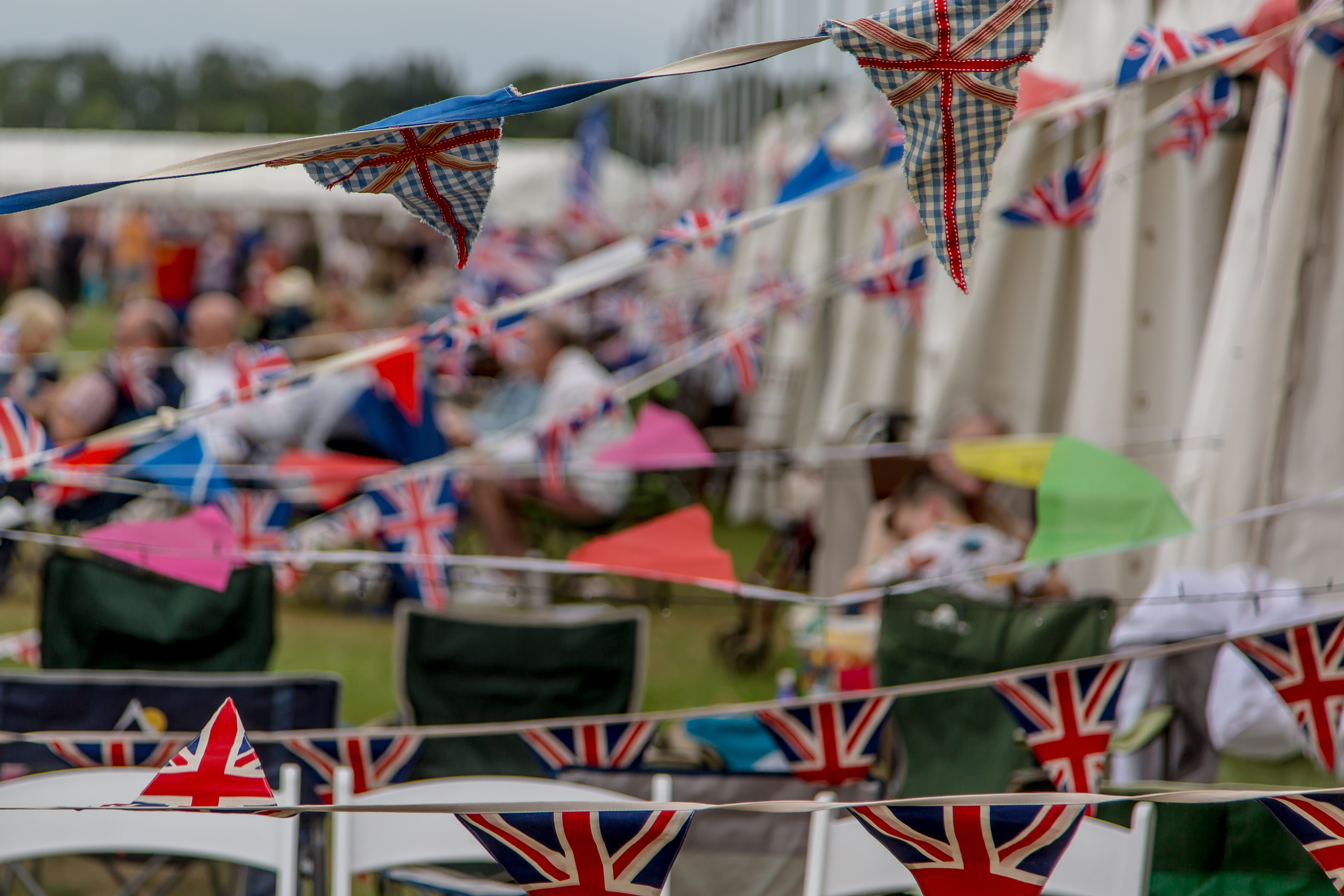 25 08 16 EGTH PROMS 0002