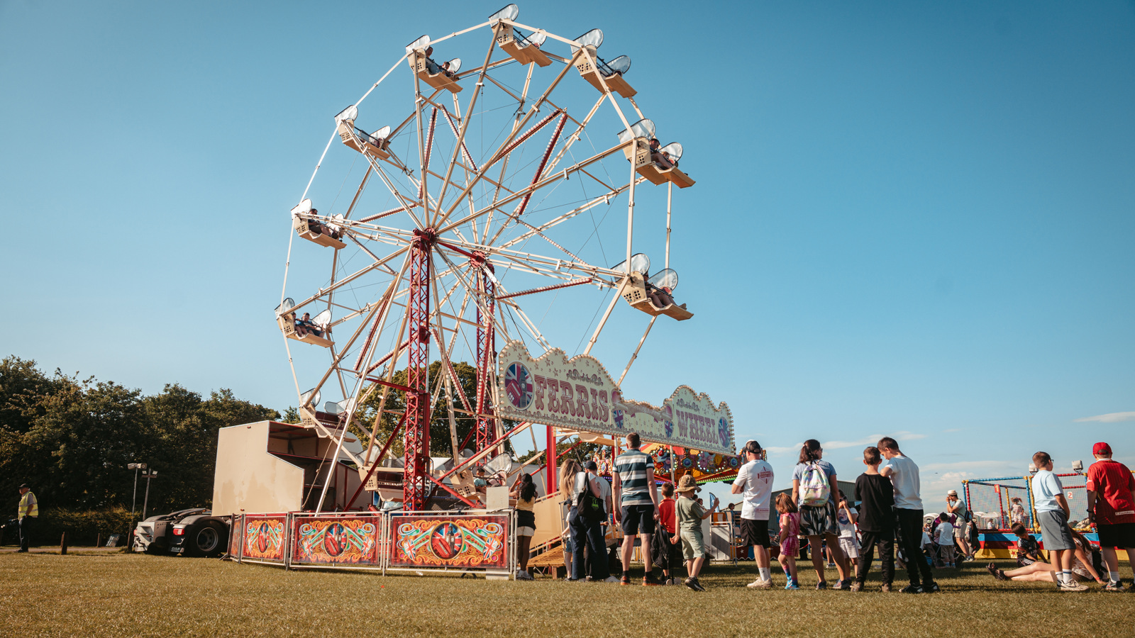 Ferris Wheel At Season Premiere 2025 © The Shuttleworth Trust. Photo Mach 3 Studio