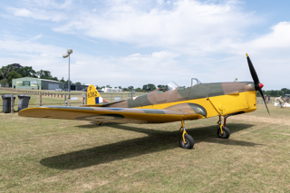Miles Magister