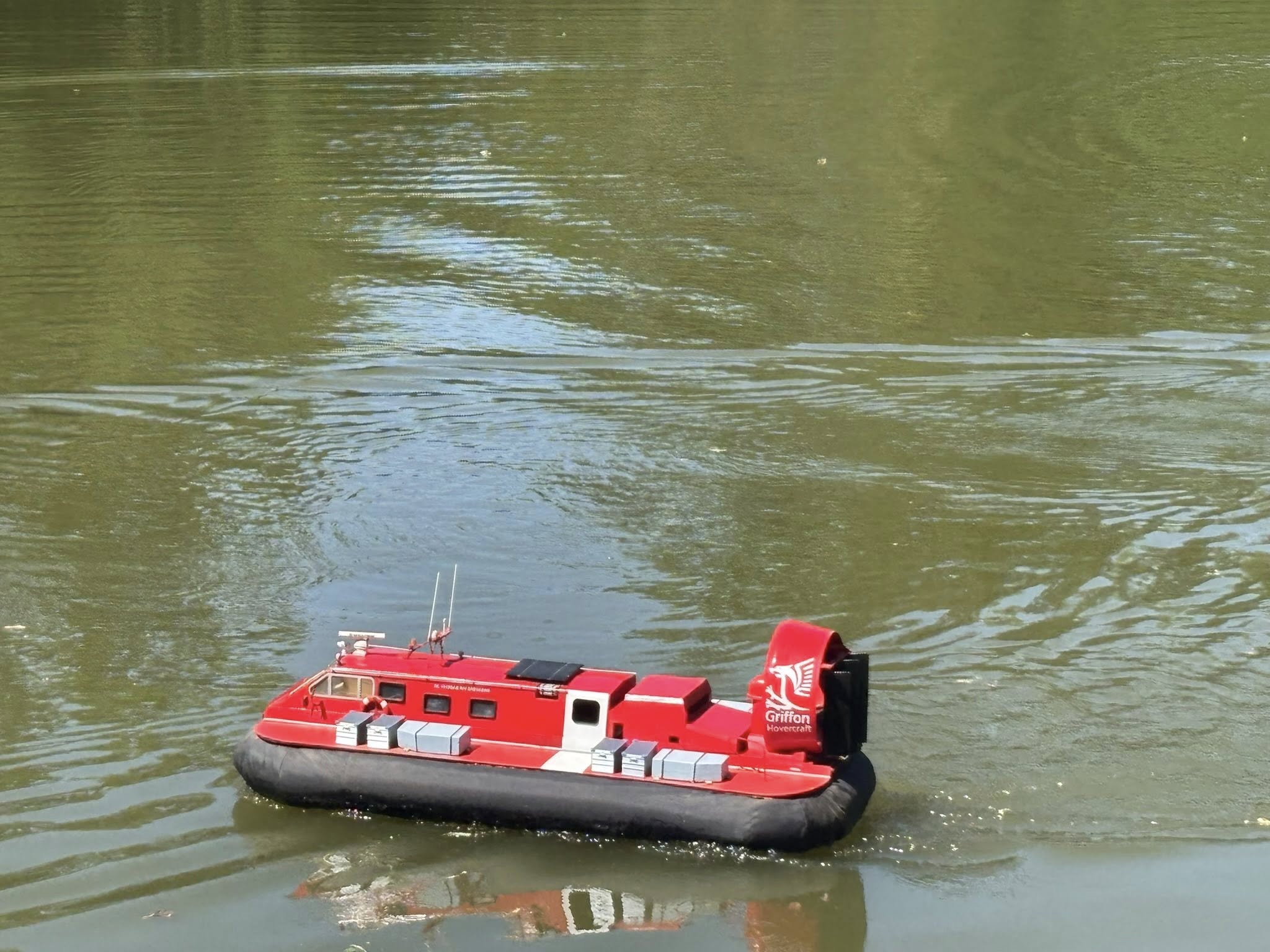 Model Hovercraft