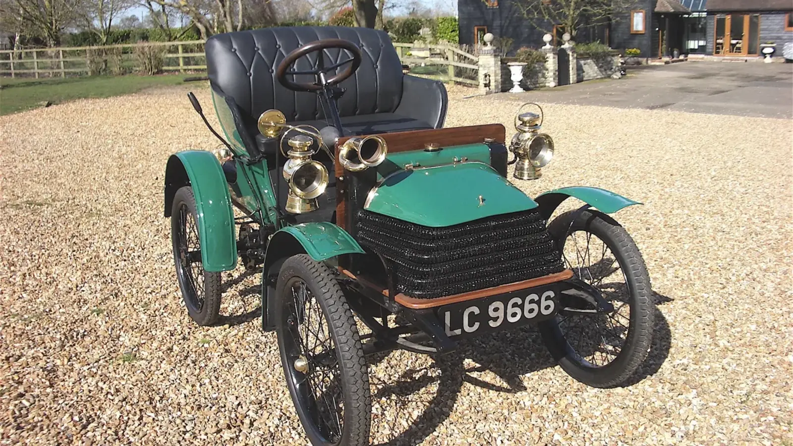 1905 Wolseley Baby X Type Two Seater Phaerton. © The Shuttleworth Trust