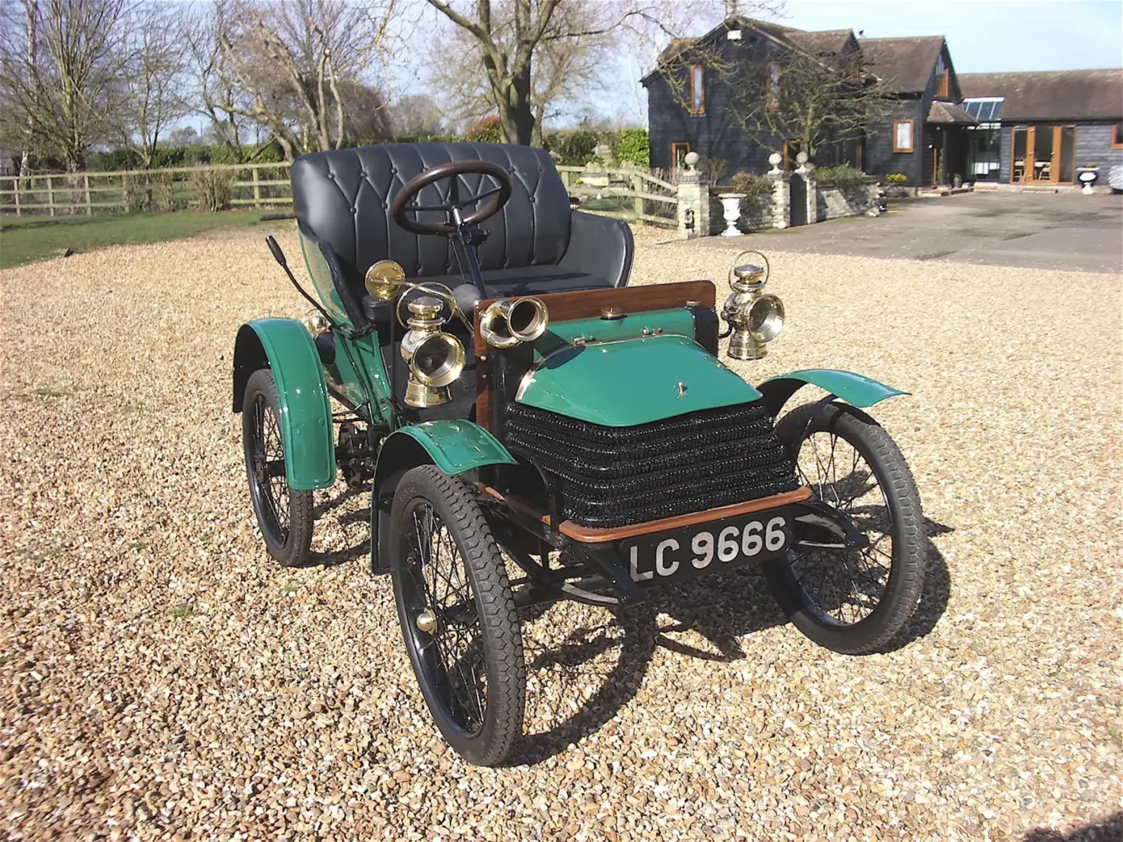 1905 Wolseley Baby X Type Two Seater Phaerton. © The Shuttleworth Trust