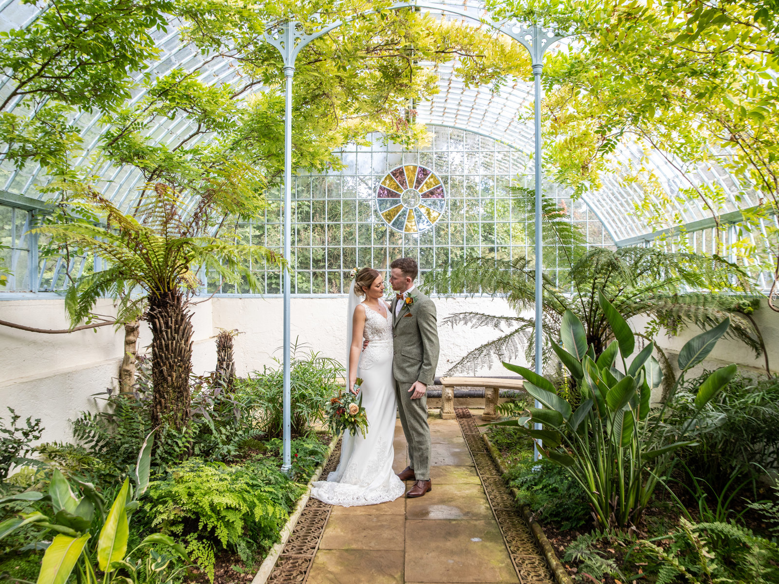 Couple In The Grotto. © The Shuttleworth Trust.