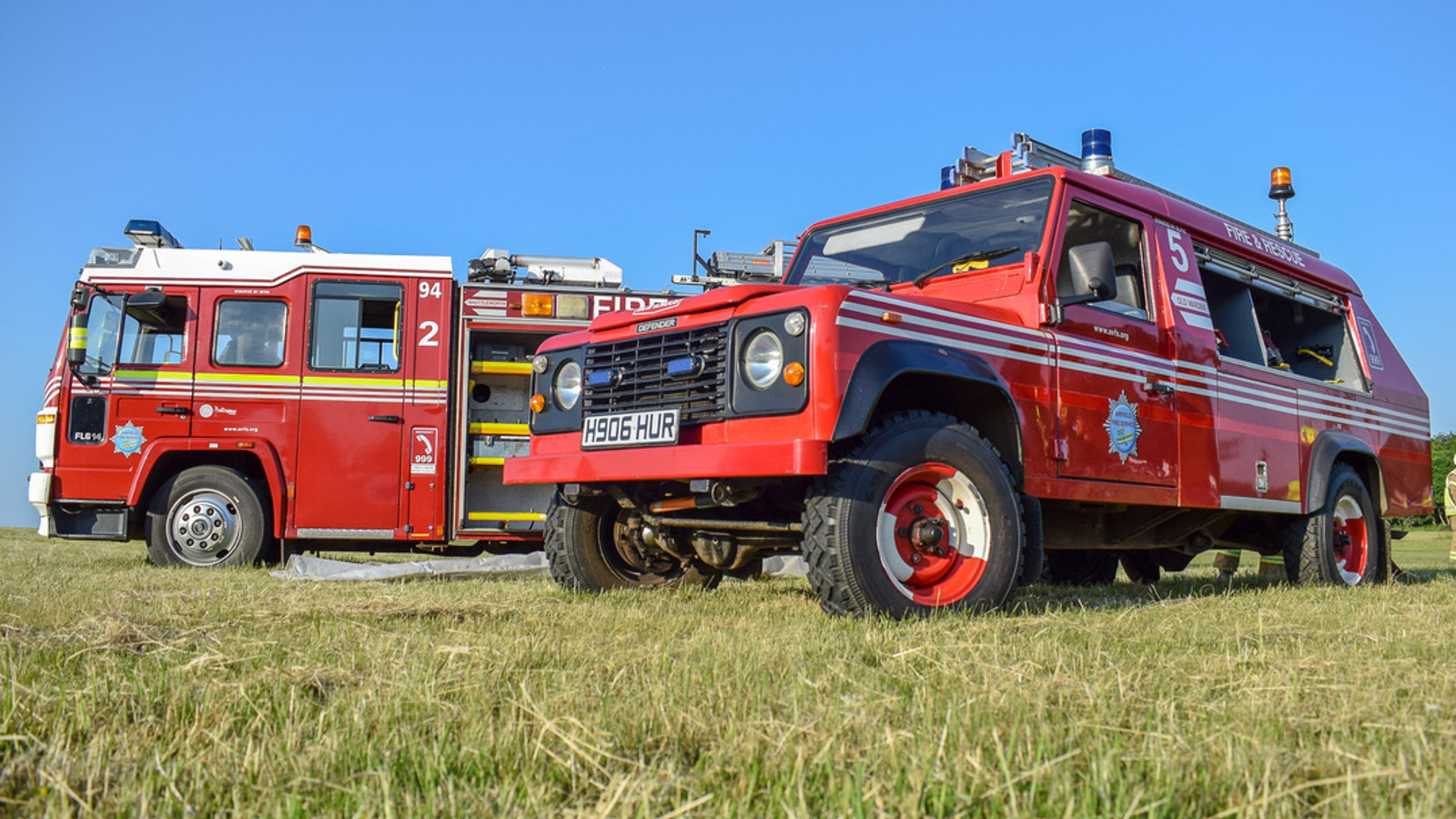 Fire Engine And Range Rover © The Shuttleworth Trust